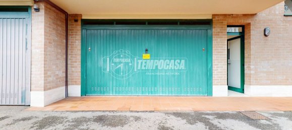 3-salle Appartement à Carpi, Italy No. 191130 15