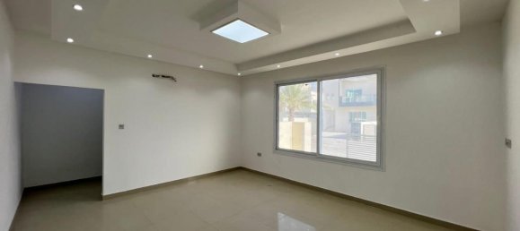 Вилла с 5 спальнями в Барка, Оман № 1230 3