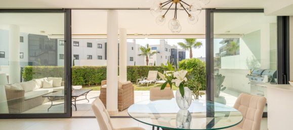 Квартира с 2 спальнями в Фуэнхирола, Испания № 140311 12