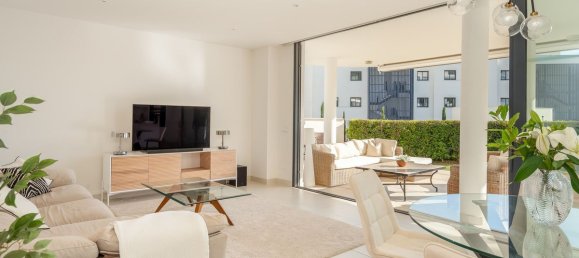 Квартира с 2 спальнями в Фуэнхирола, Испания № 140311 23