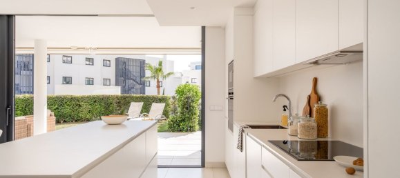 Квартира с 2 спальнями в Фуэнхирола, Испания № 140311 14