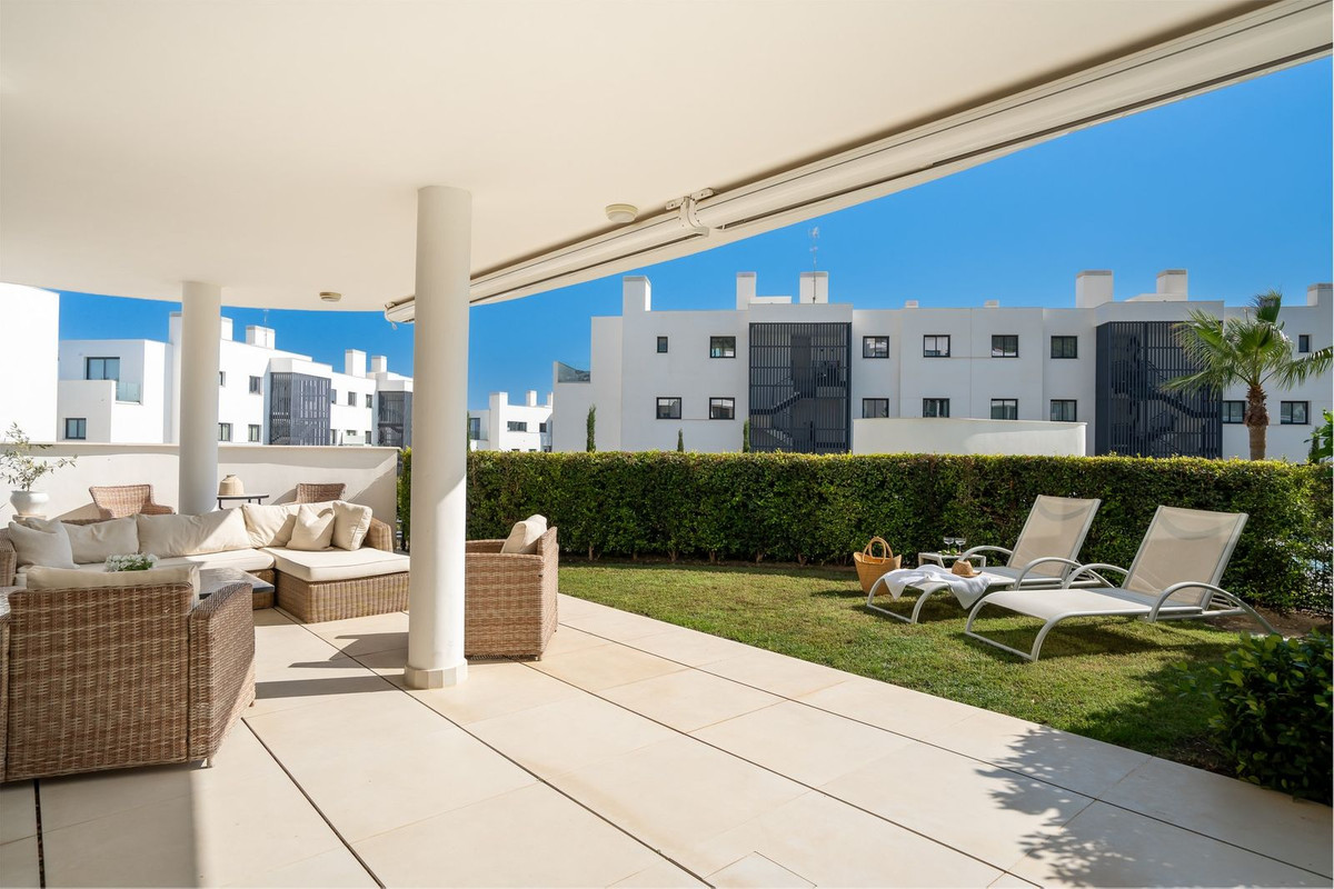 Квартира с 2 спальнями в Фуэнхирола, Испания № 140311