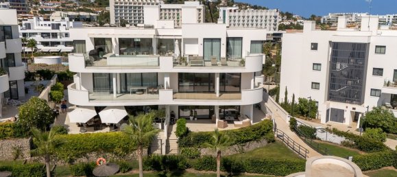 Квартира с 2 спальнями в Фуэнхирола, Испания № 140311 3