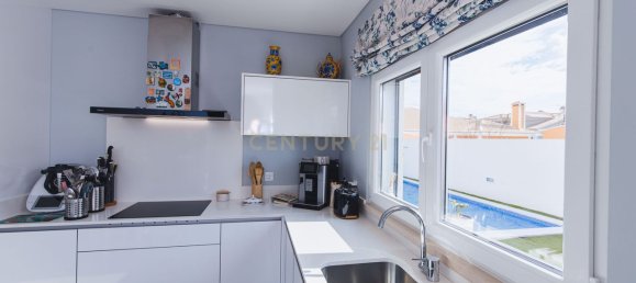 4 bedrooms House in Setubal, Portugal No. 137090 20