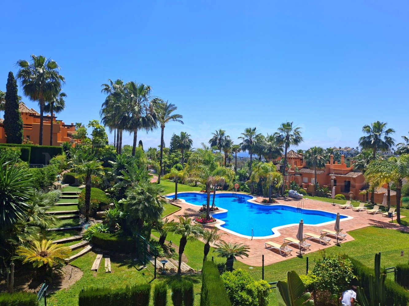 4 غرف نوم تاون هاوس في El Paraiso, Spain رقم 20541