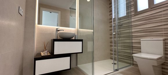 Villa de 3 dormitorios en La Manga del Mar Menor, Spain No. 8874 10