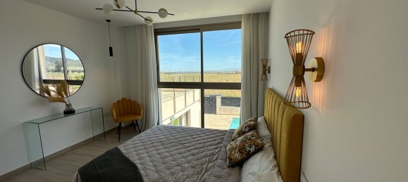 Villa de 3 dormitorios en La Manga del Mar Menor, Spain No. 8874 7