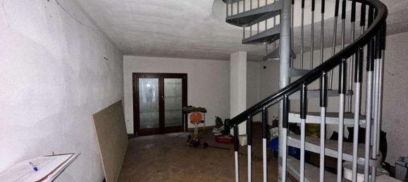 4 غرف نوم شقة في Cornate d'Adda, Italy رقم 378432 10