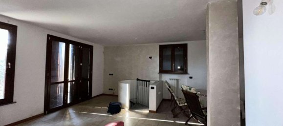 4 غرف نوم شقة في Cornate d'Adda, Italy رقم 378432 7