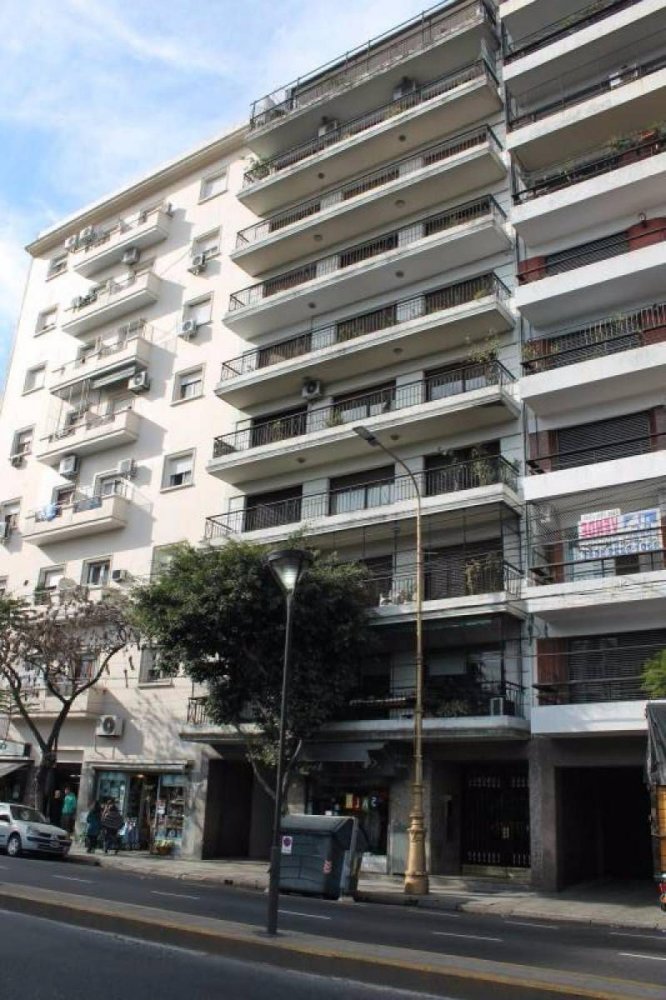 3 bedrooms Apartment in Buenos Aires, Argentina No. 70420