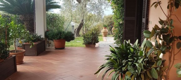 8 rooms House in Fosdinovo, Italy No. 134644 7