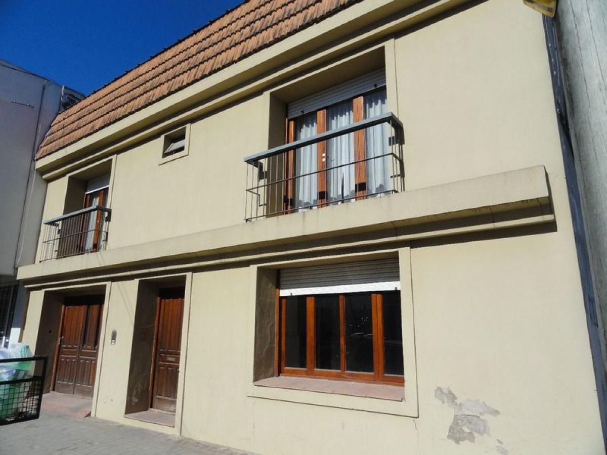 Дом с 3 спальнями в Буэнос-Айрес, Аргентина № 74866