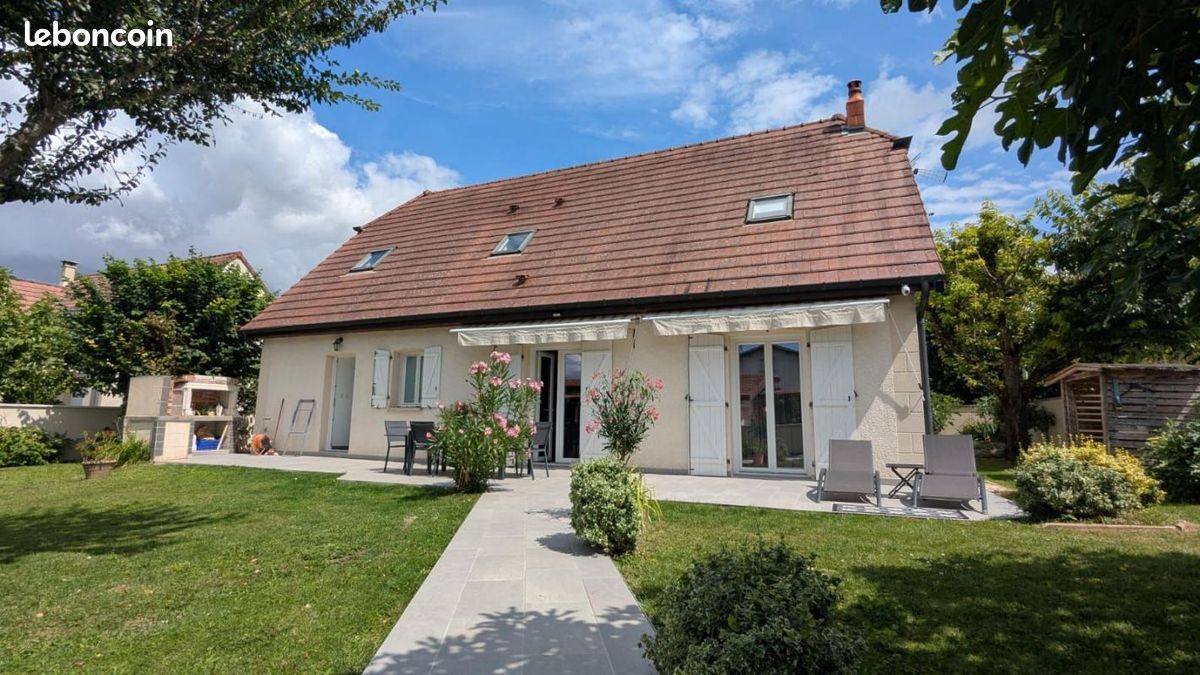6 Schlafzimmer Haus in Saint-Julien, France, Nr. 277661