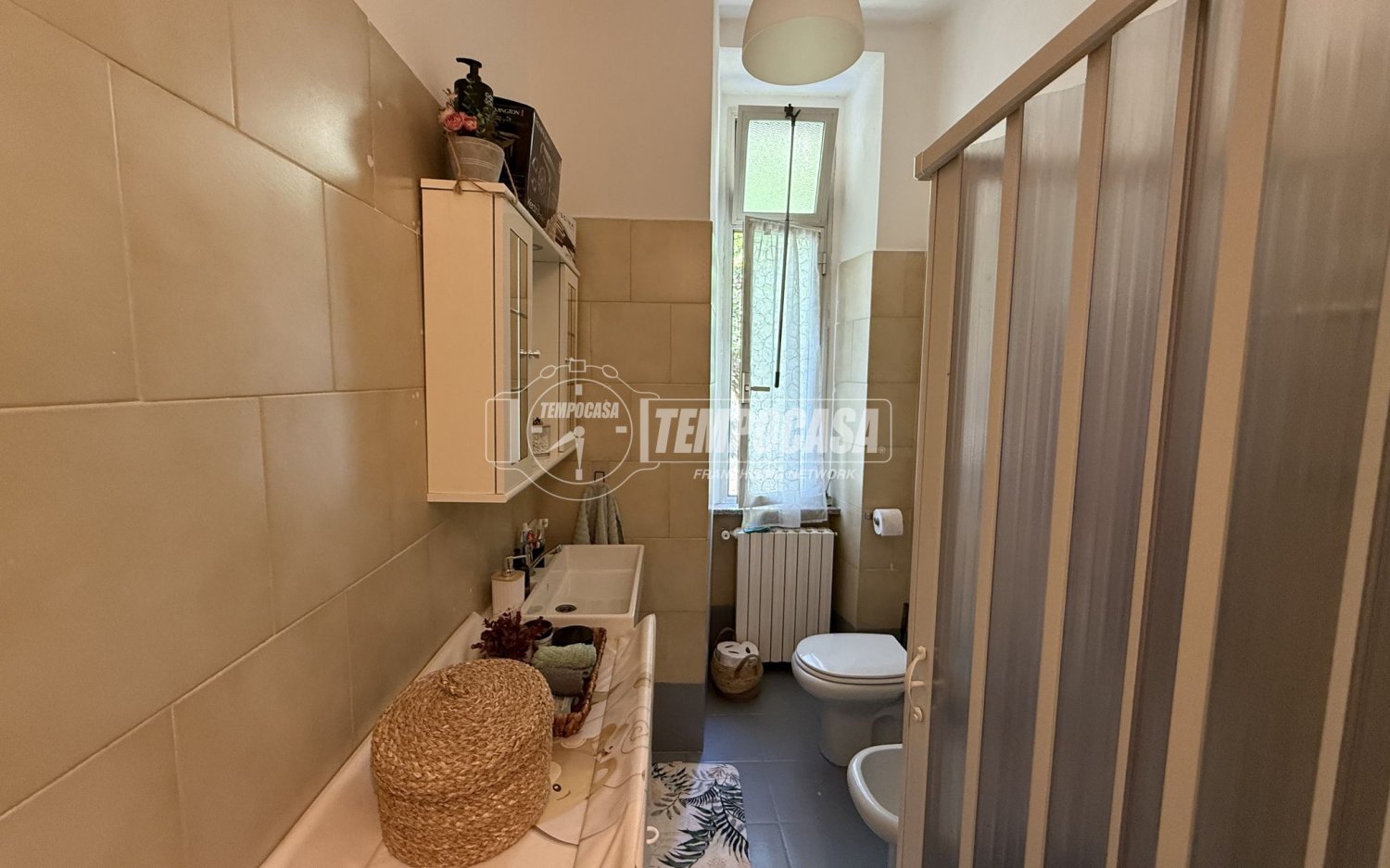 2 Schlafzimmer Wohnung in Como, Italy, Nr. 258126