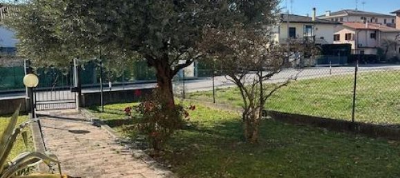 Casa de 3 divisões em Cadoneghe, Italy N.º 137583 3