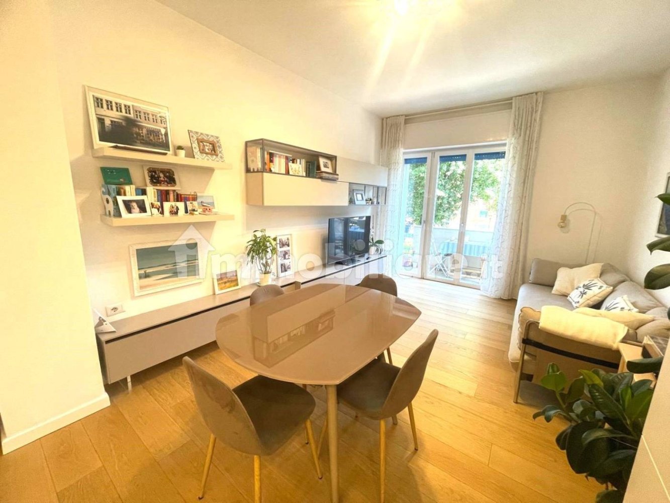 Apartamento T2 em Oggiono, Italy N.º 352010