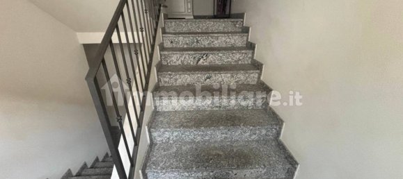 Apartamento T2 em Oggiono, Italy N.º 352010 7