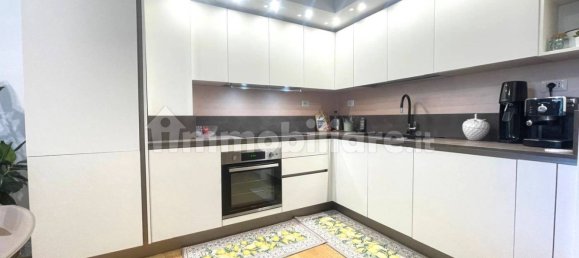 Apartamento T2 em Oggiono, Italy N.º 352010 12