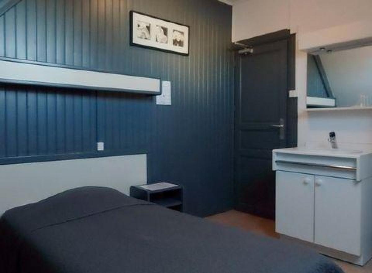 Büro in Brest, France 400m², Nr. 17524