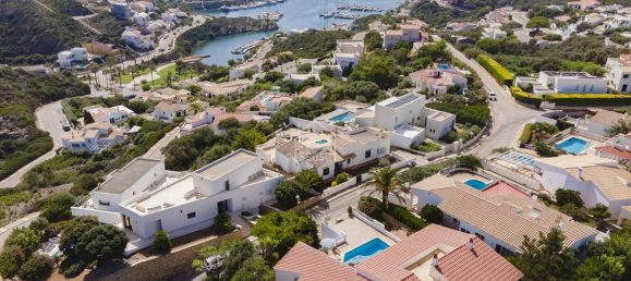 Villa de 3 dormitorios en Mahon, Spain No. 2089 12