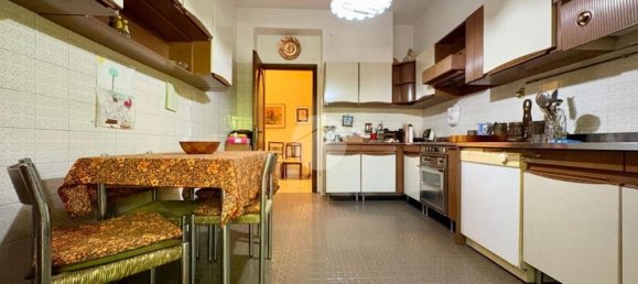 4 rooms Apartment in Cremona, Italy No. 261336 9