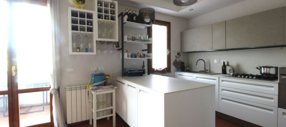 Casa de 6 divisões em Empoli, Italy N.º 289683 5