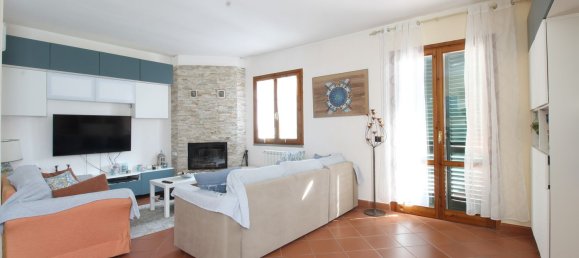 Casa de 6 divisões em Empoli, Italy N.º 289683 16