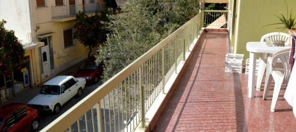 3 Schlafzimmer Gewerbliche Immobilie in Kallithea, Greece, Nr. 5850 10