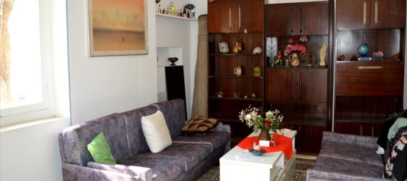 3 Schlafzimmer Gewerbliche Immobilie in Kallithea, Greece, Nr. 5850 12