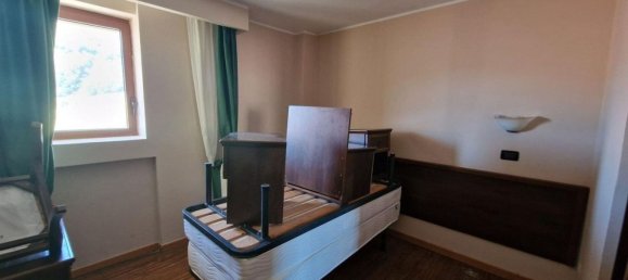 5180m² Building in San Massimo, Italy No. 370749 14