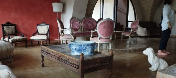 Дом с 4 комнатами в Эличе, Италия № 268973 2