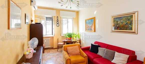2 rooms Apartment in Milan, Italy No. 268861 2