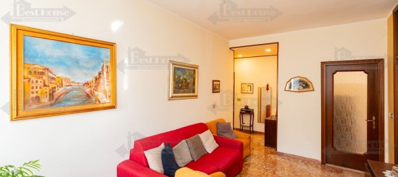 2 rooms Apartment in Milan, Italy No. 268861 3