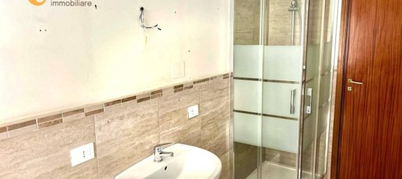 Apartamento de 4 divisões em Palermo, Italy N.º 299046 13