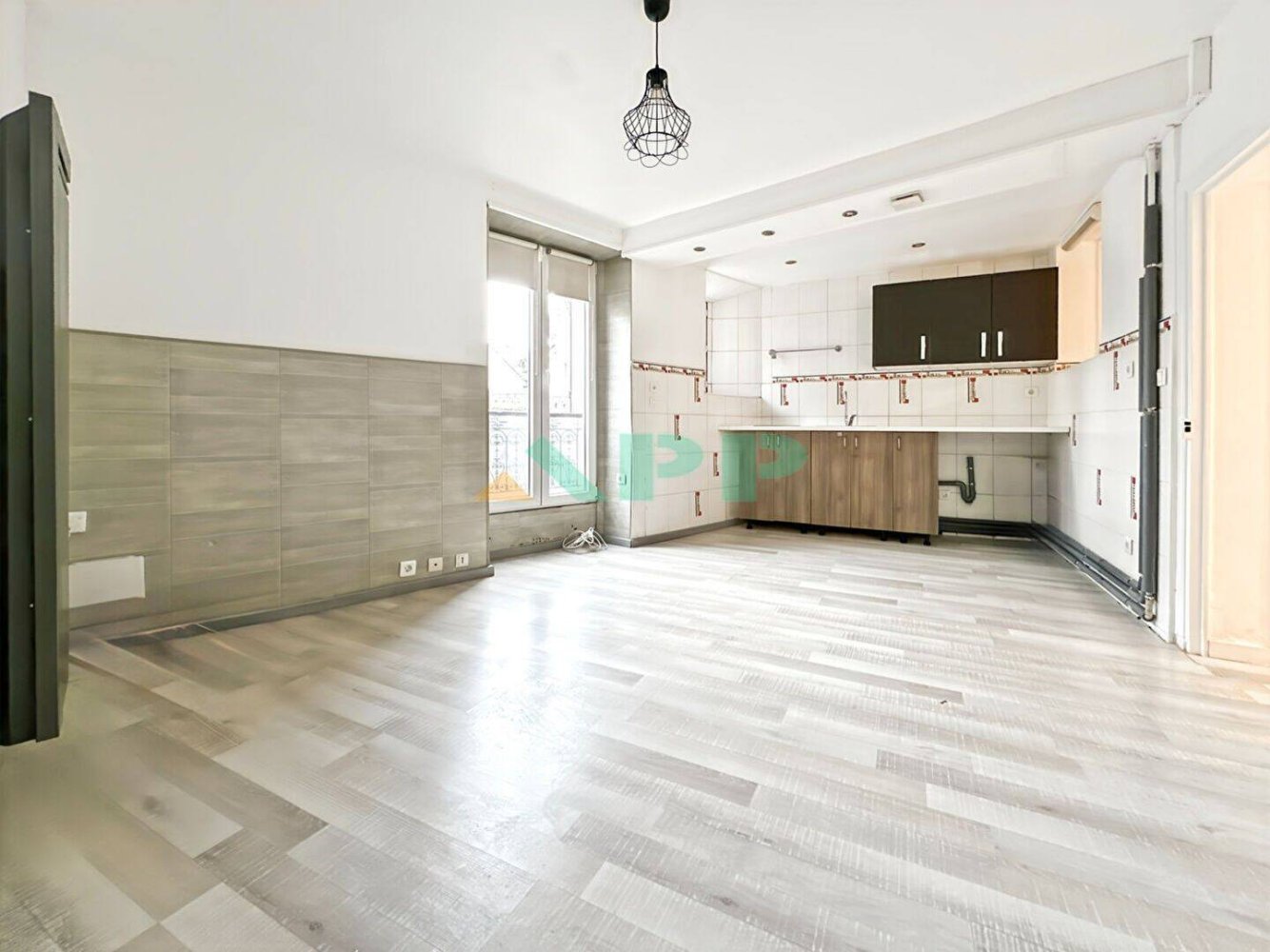 Apartamento de 1 dormitorio en Longjumeau, France No. 136375