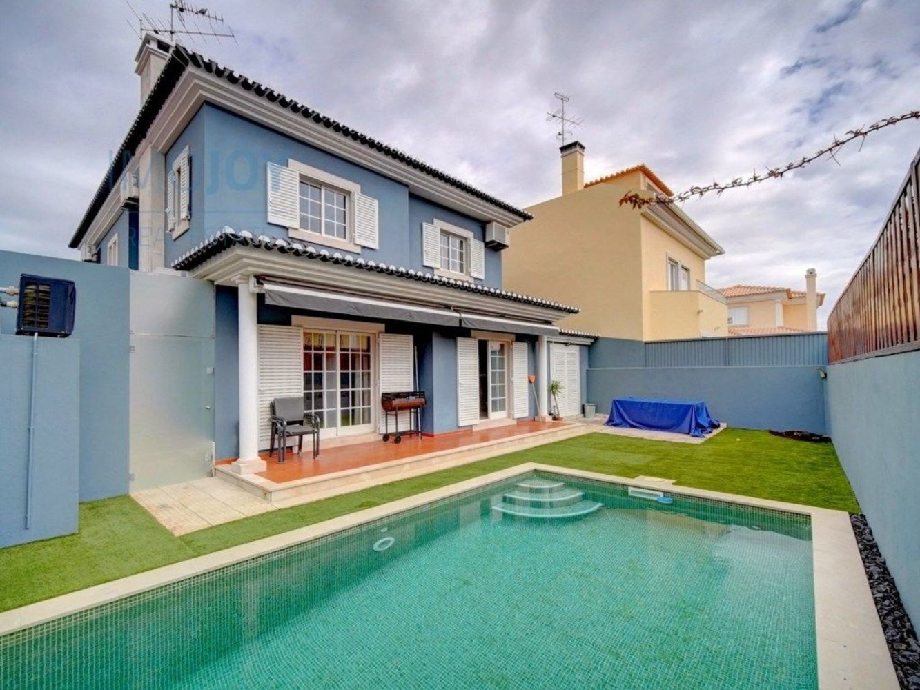 4 bedrooms House in Cascais, Portugal No. 102289