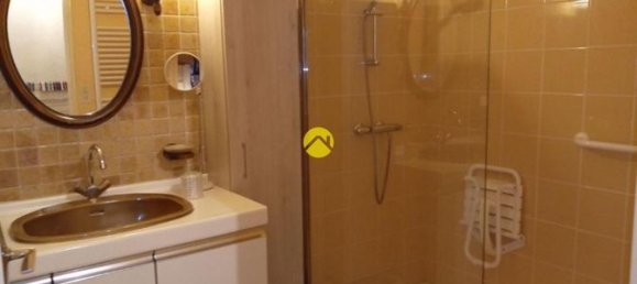 4 bedrooms House in Yonne, France No. 354443 5