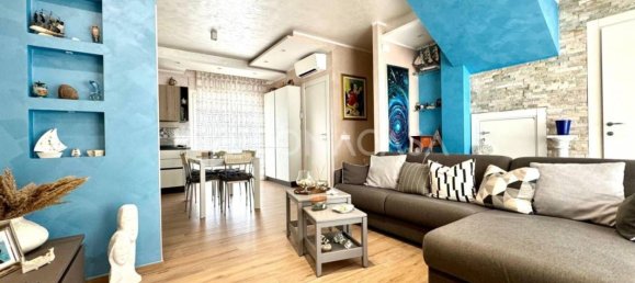 3 bedrooms House in Montenero di Bisaccia, Italy No. 379688 3