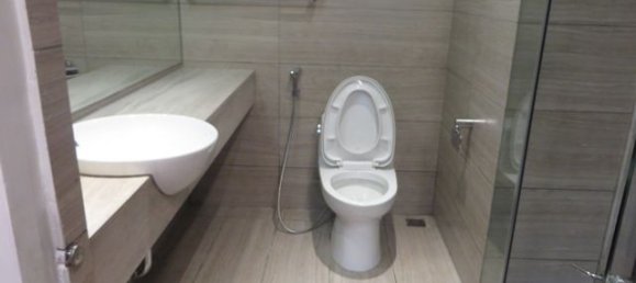 Villa de 5 dormitorios en Tay Ho, Vietnam No. 4599 8