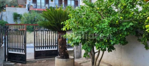 6 bedrooms House in Tora e Piccilli, Italy No. 164368 3