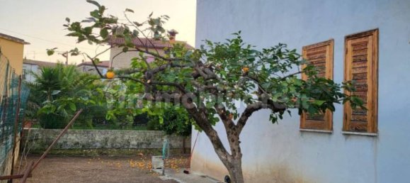 6 bedrooms House in Tora e Piccilli, Italy No. 164368 5