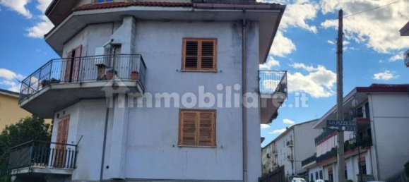 6 bedrooms House in Tora e Piccilli, Italy No. 164368 2