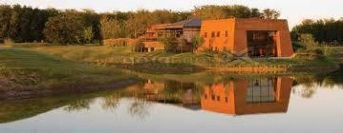  Land in Pilar, Argentina No. 48153