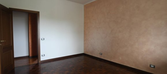 4 bedrooms Apartment in Alessandria, Italy No. 168384 16