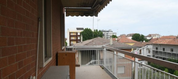 4 bedrooms Apartment in Alessandria, Italy No. 168384 26