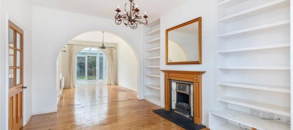 3 bedrooms House in Finchley, United Kingdom No. 3624 4