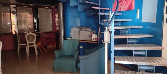 140m² Commercial property in Benevento, Italy No. 88372 3