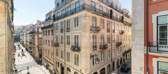 3 bedrooms Apartment in Lisbon, Portugal No. 110377 7