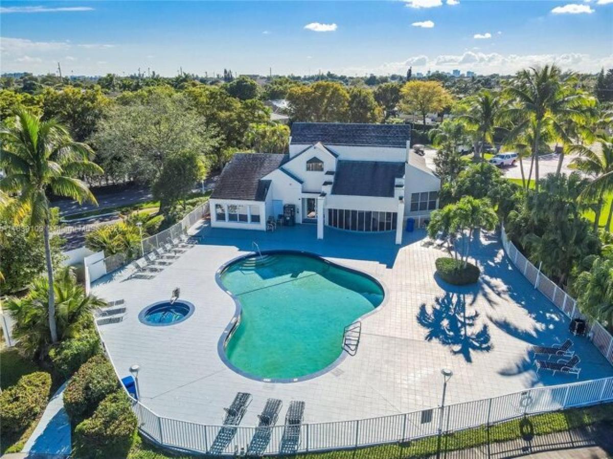 2 bedrooms House in Oakland Park, USA No. 429535