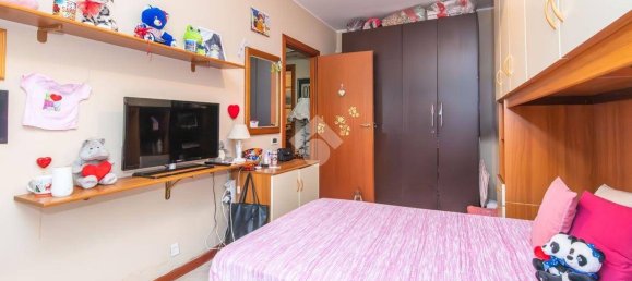 2 Schlafzimmer Wohnung in Rome, Italy, Nr. 330907 10